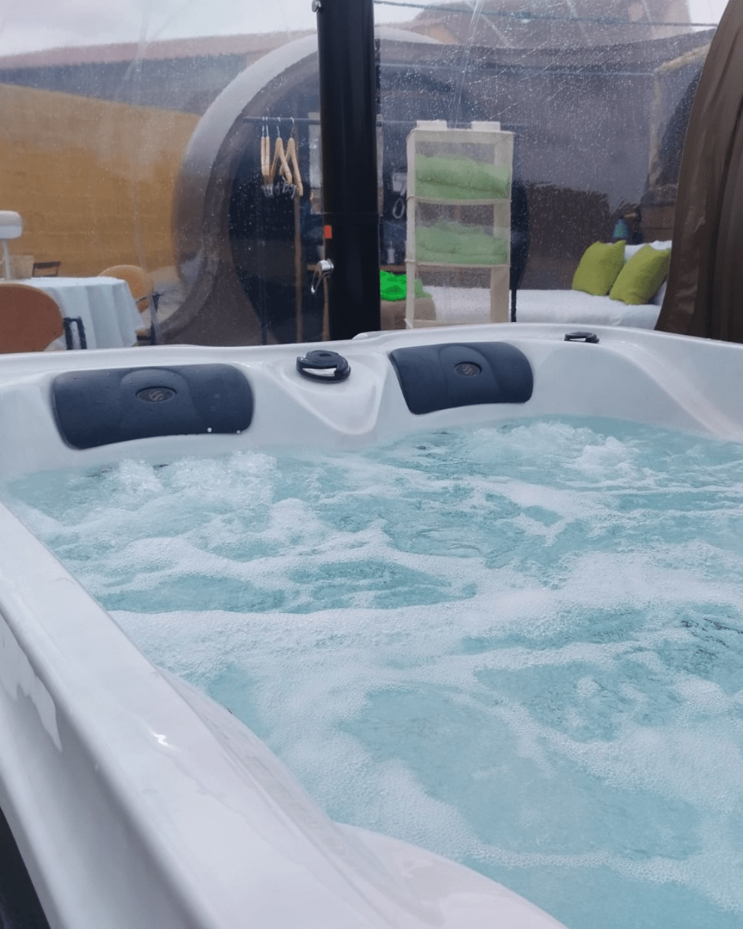 jacuzzi